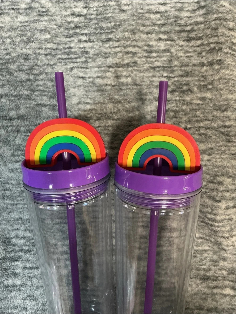 RAINBOW CUPS 18oz TUMBLER SET WITH STRAWS.